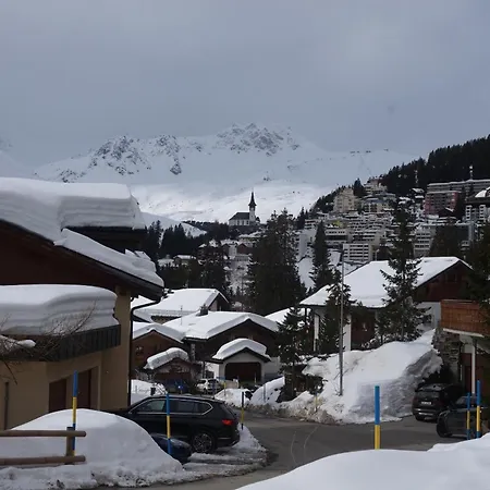 Apartment The Window To The Mountains