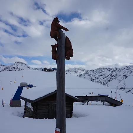 The Window To The Mountains Διαμέρισμα *