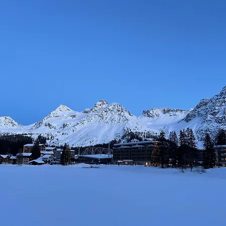 Apartment The Window To The Mountains