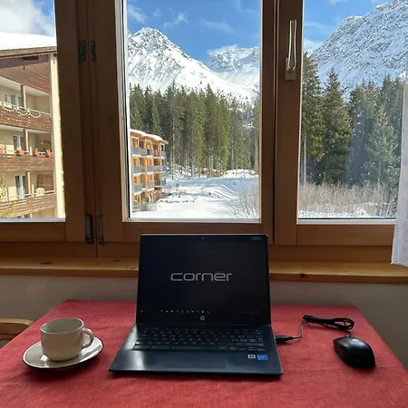 Apartment The Window To The Mountains