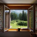 The Window To The Mountains Apartment