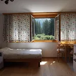 Apartment The Window To The Mountains *