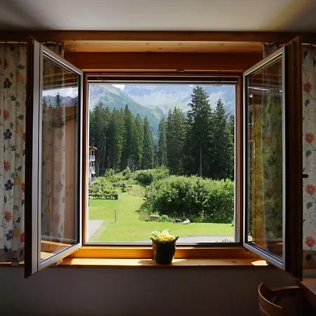 The Window To The Mountains Apartment